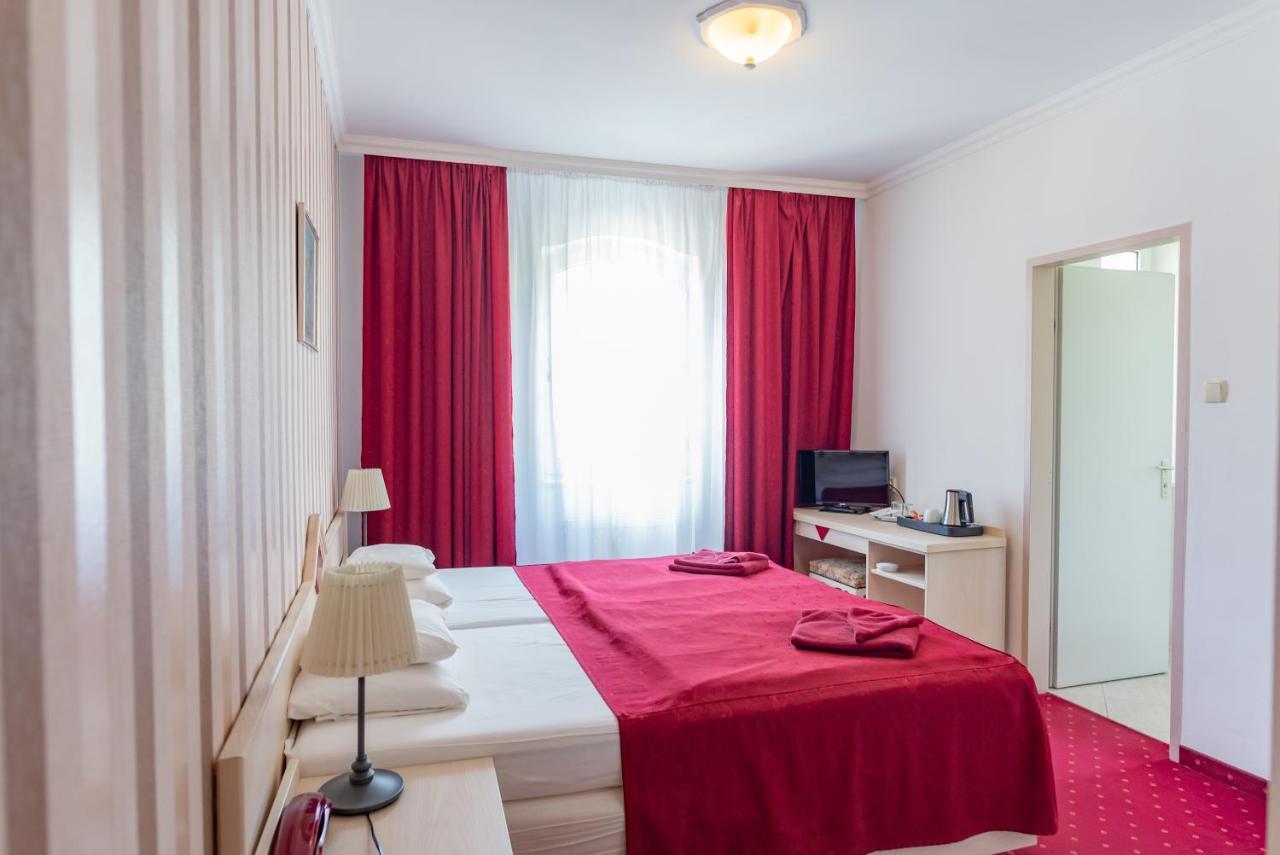 Walzer Hotel Budapest Eksteriør billede